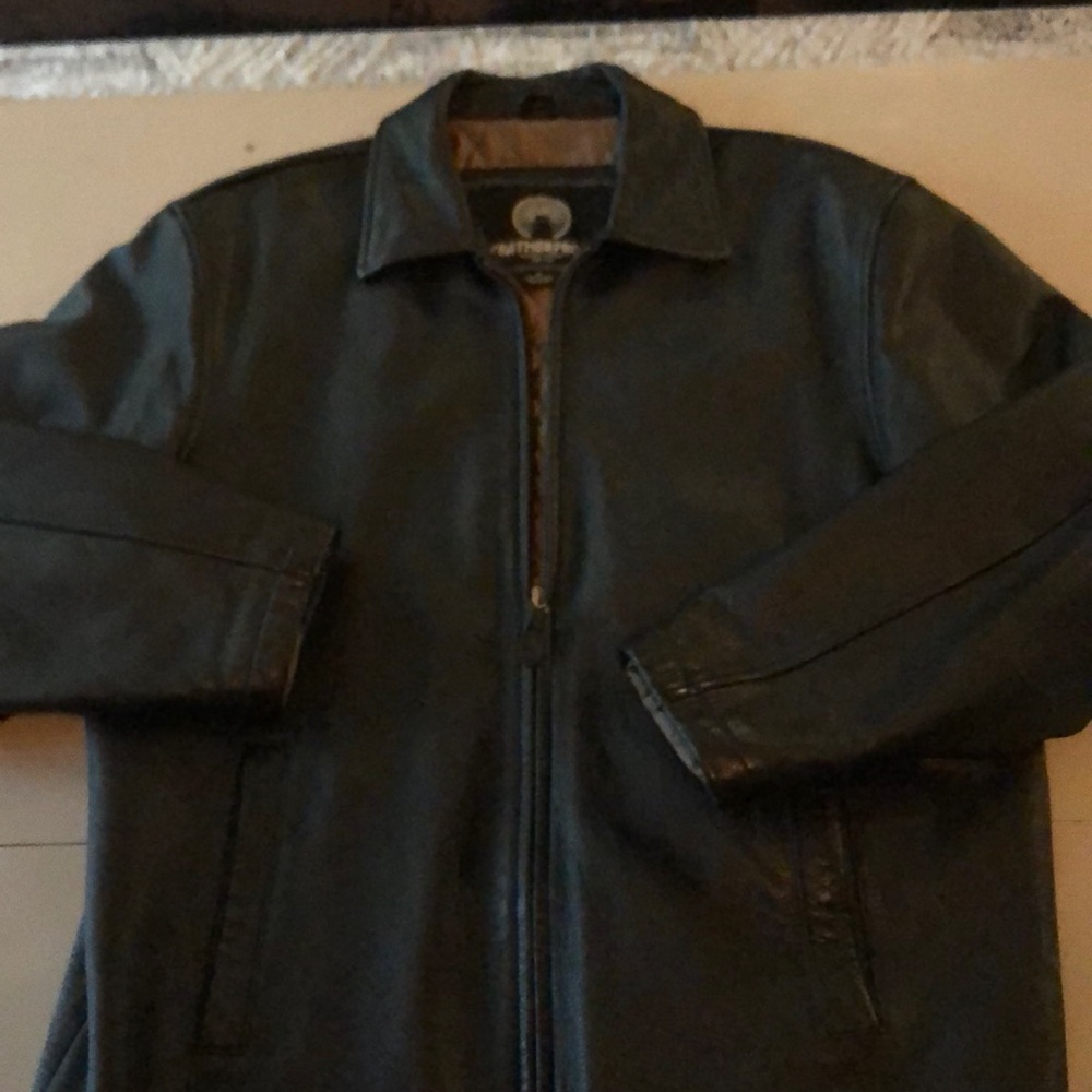 Men’s 100% Leather Zip Up Jacket